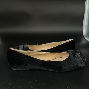 Women’s Black Ballet Flats with Bows